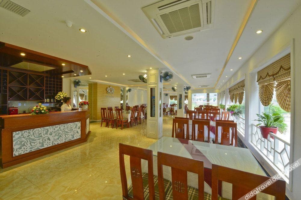 sen trang hotel