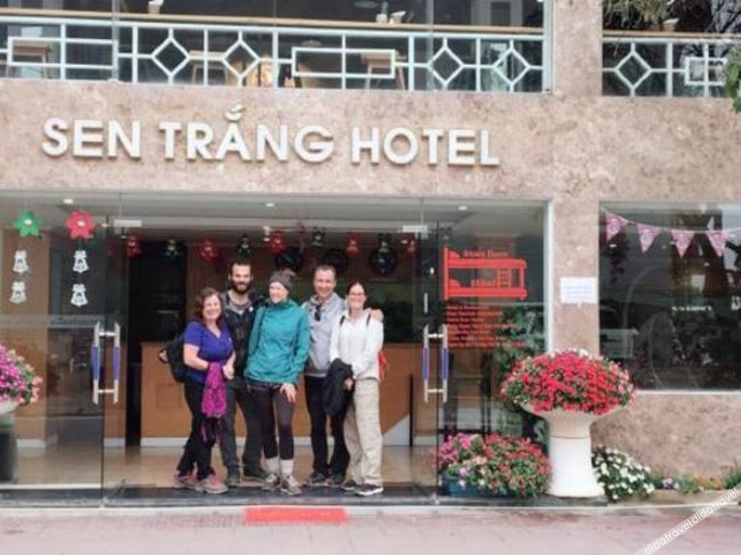sen trang hotel