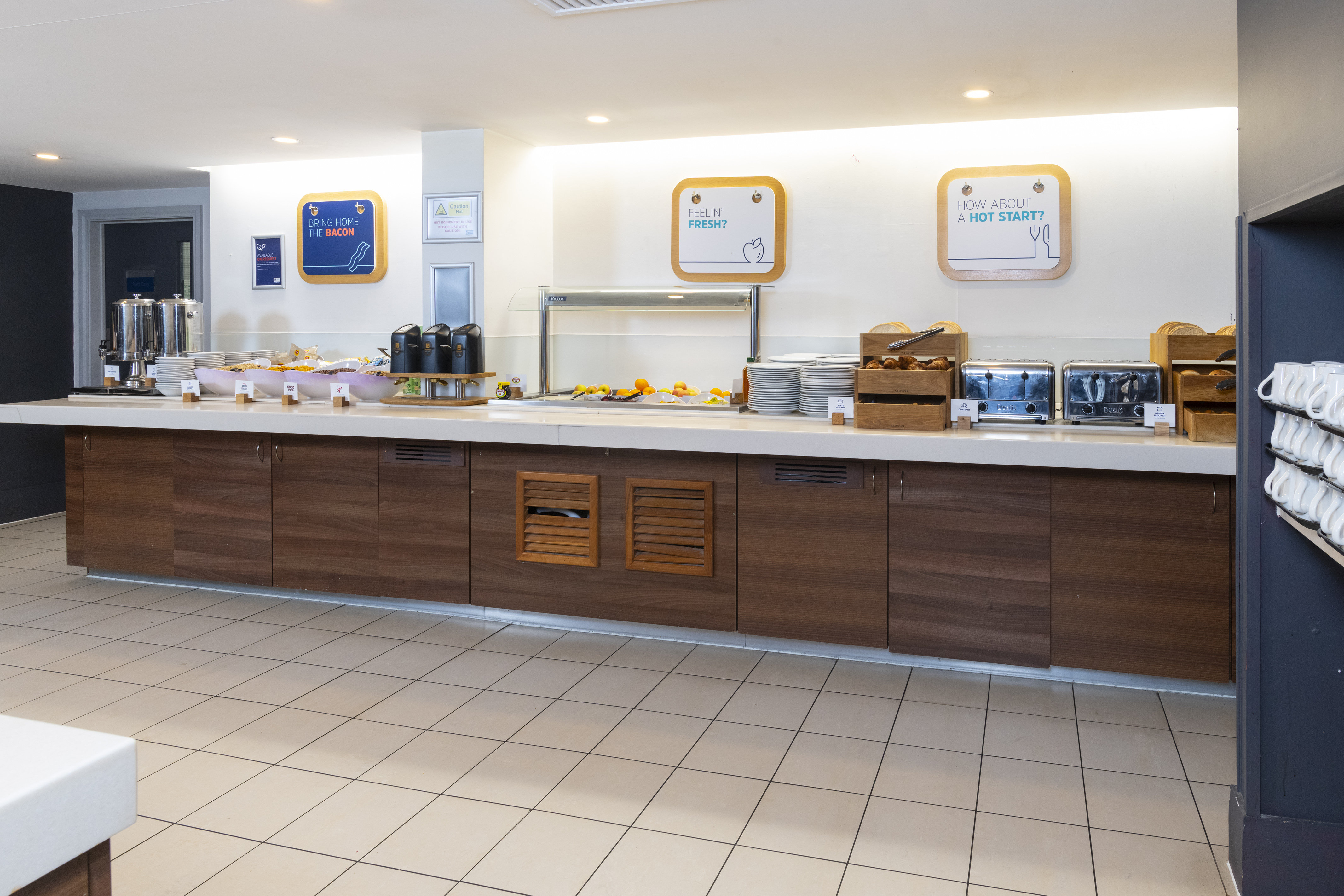 holiday inn express milton keynes by ihg