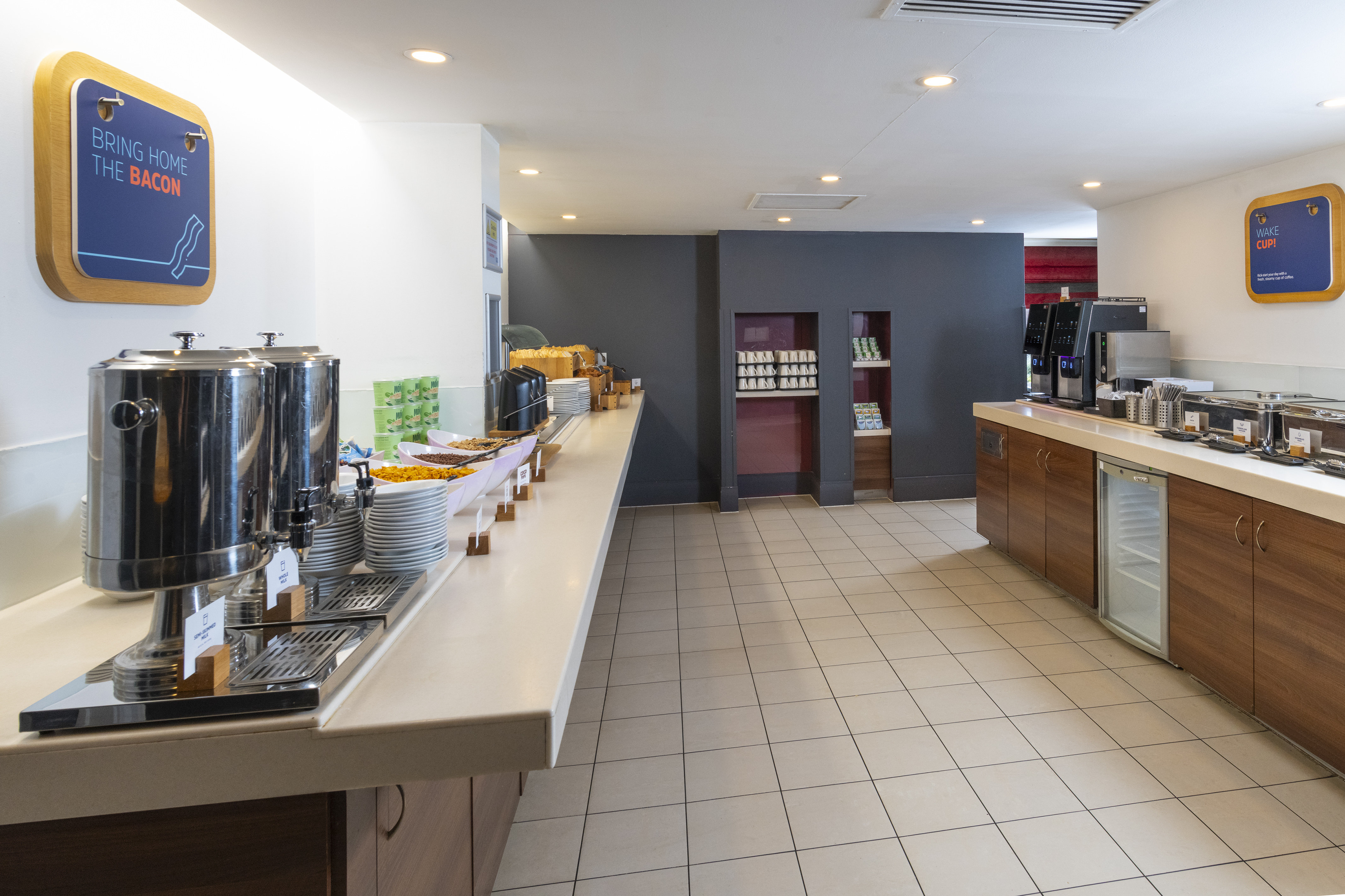 holiday inn express milton keynes by ihg