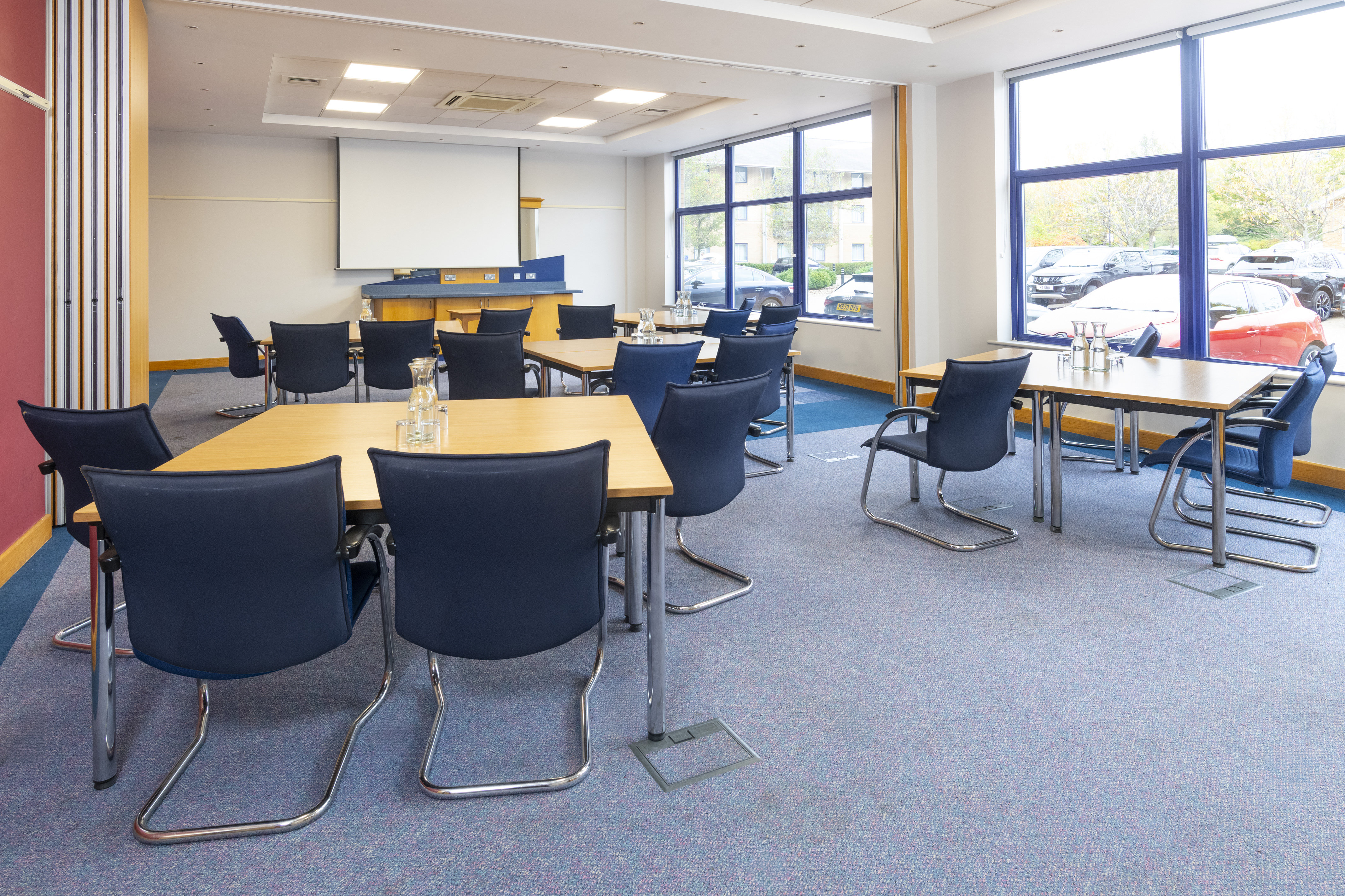 holiday inn express milton keynes by ihg