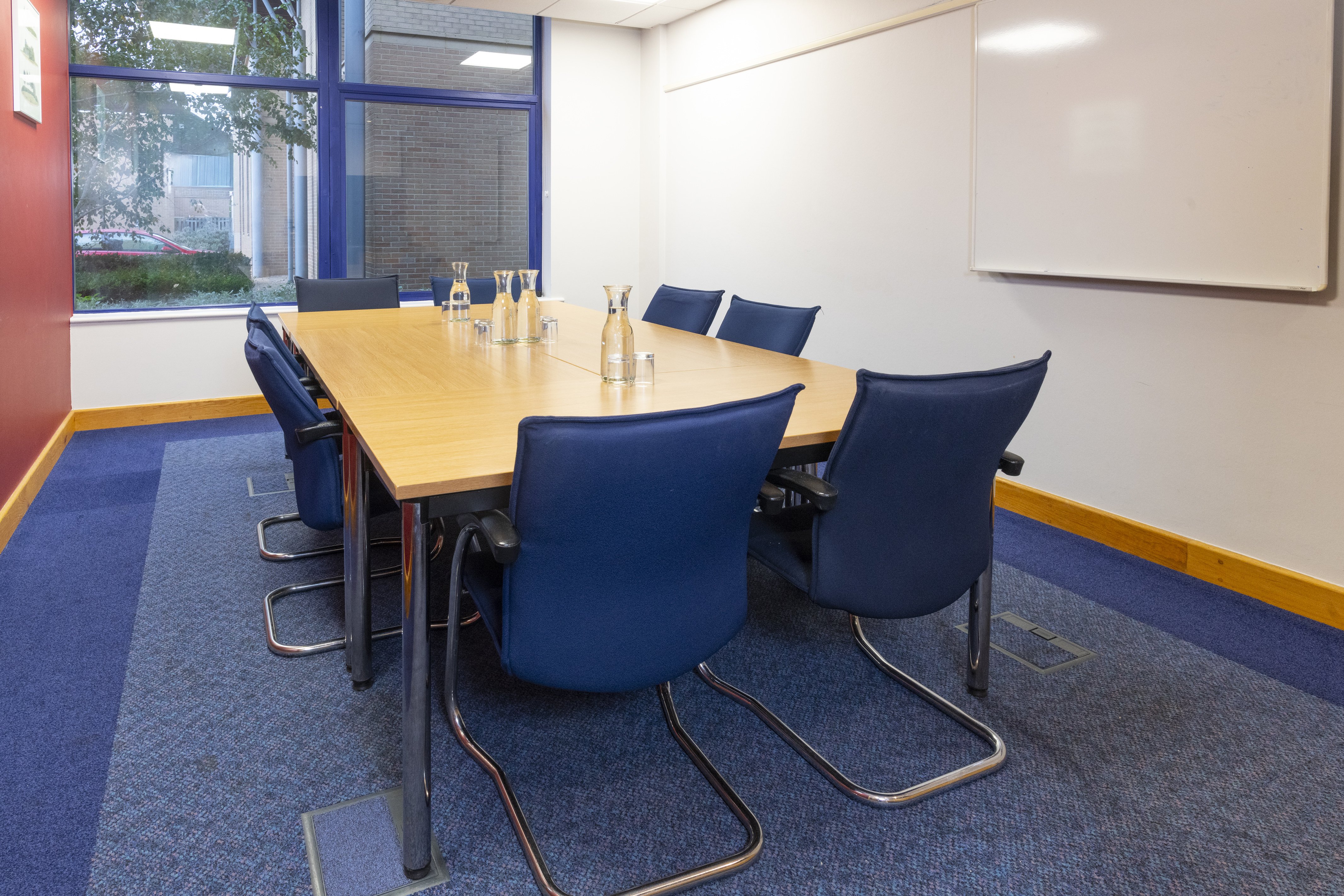 holiday inn express milton keynes by ihg