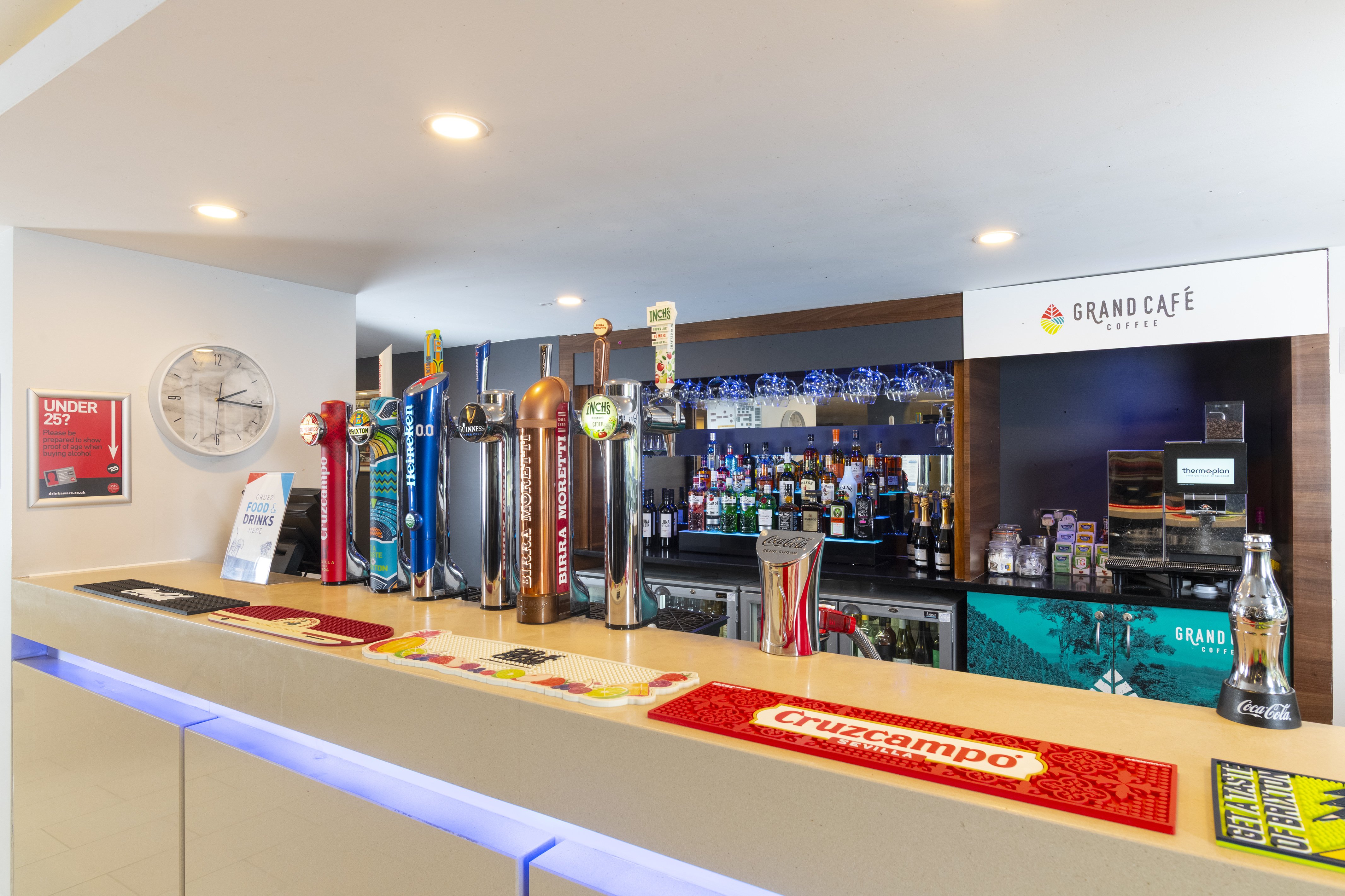 holiday inn express milton keynes by ihg