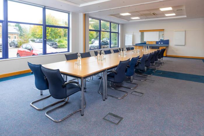 holiday inn express milton keynes by ihg