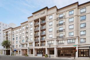 courtyard by marriott milwaukee downtown