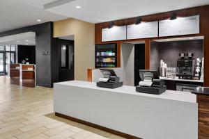 courtyard by marriott milwaukee downtown