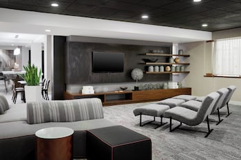 Courtyard By Marriott Milwaukee Downtown,Wisconsin>>Milwaukee,3 star