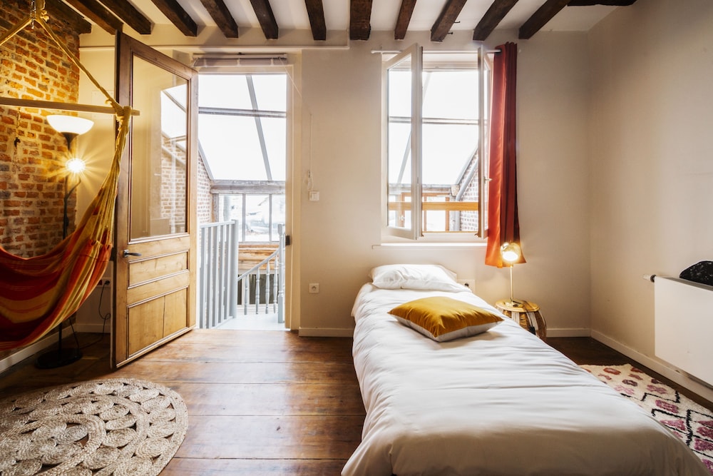 the people lille hostel