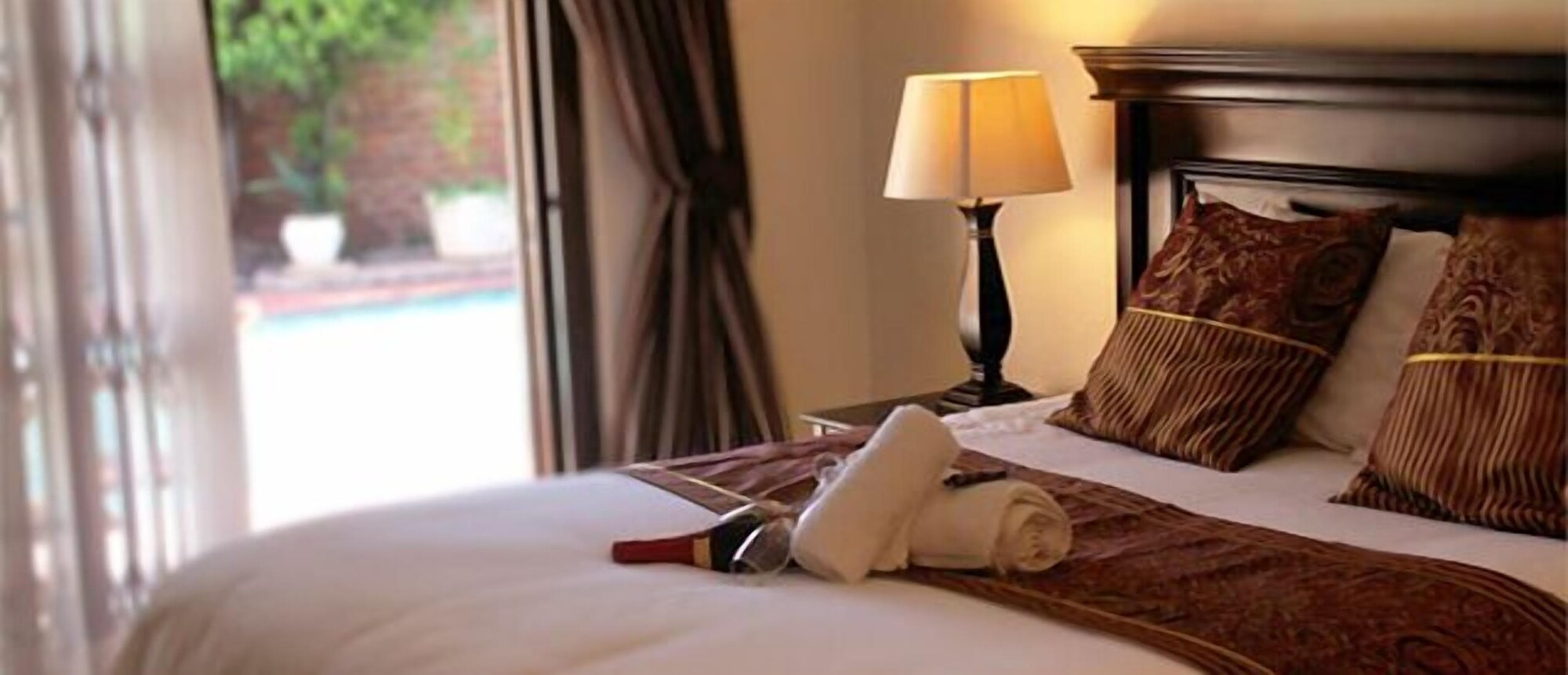 rosenthal guesthouse