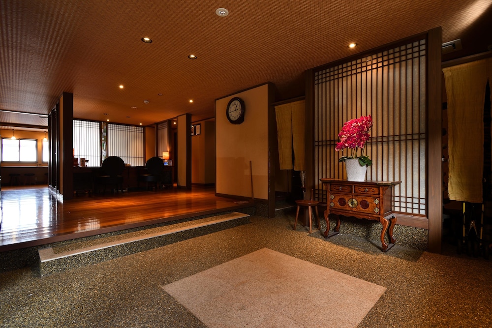 kusatsu onsen ryokan yoshinoya