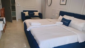 bedchambers apart hotel sec 39
