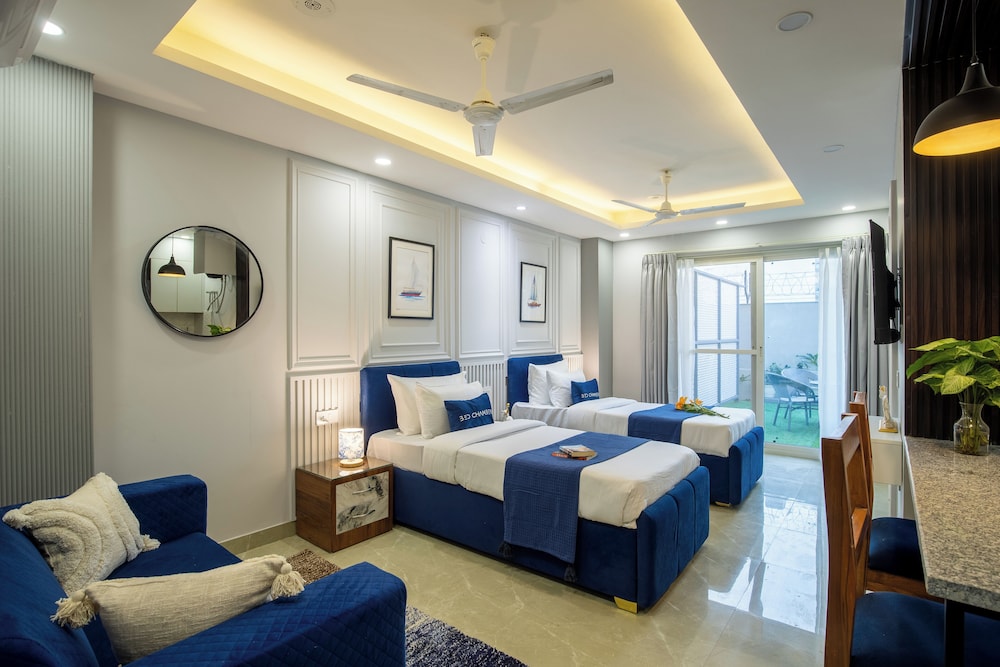 bedchambers apart hotel sec 39