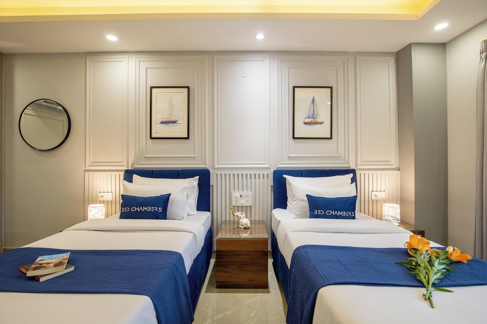 bedchambers apart hotel sec 39