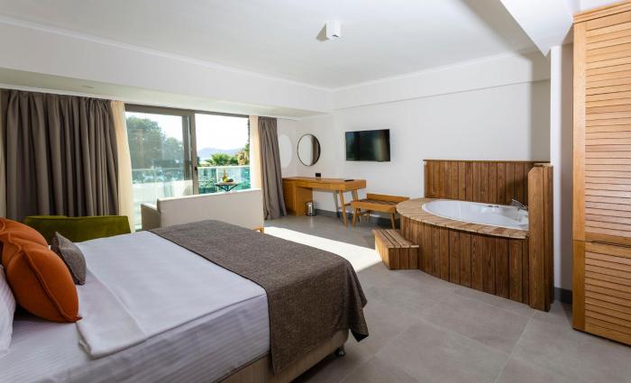 yalipark beach hotel