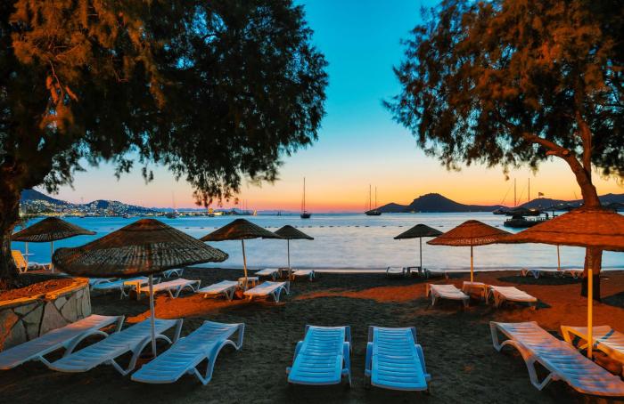 yalipark beach hotel