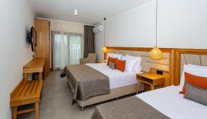 yalipark beach hotel