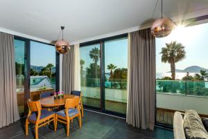 yalipark beach hotel