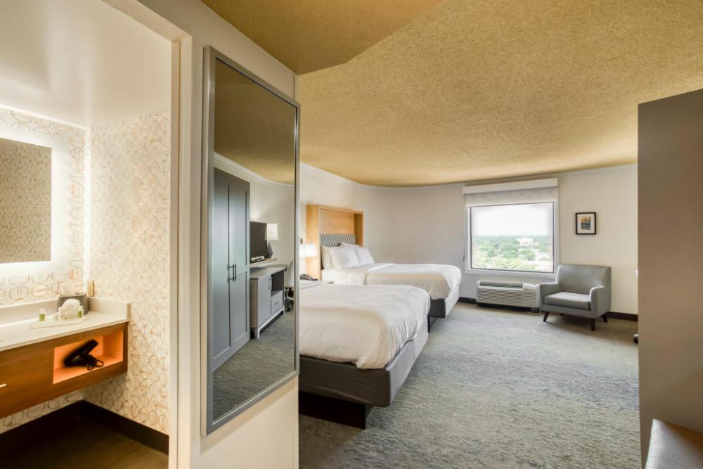 holiday inn mobile dwtn hist district by ihg