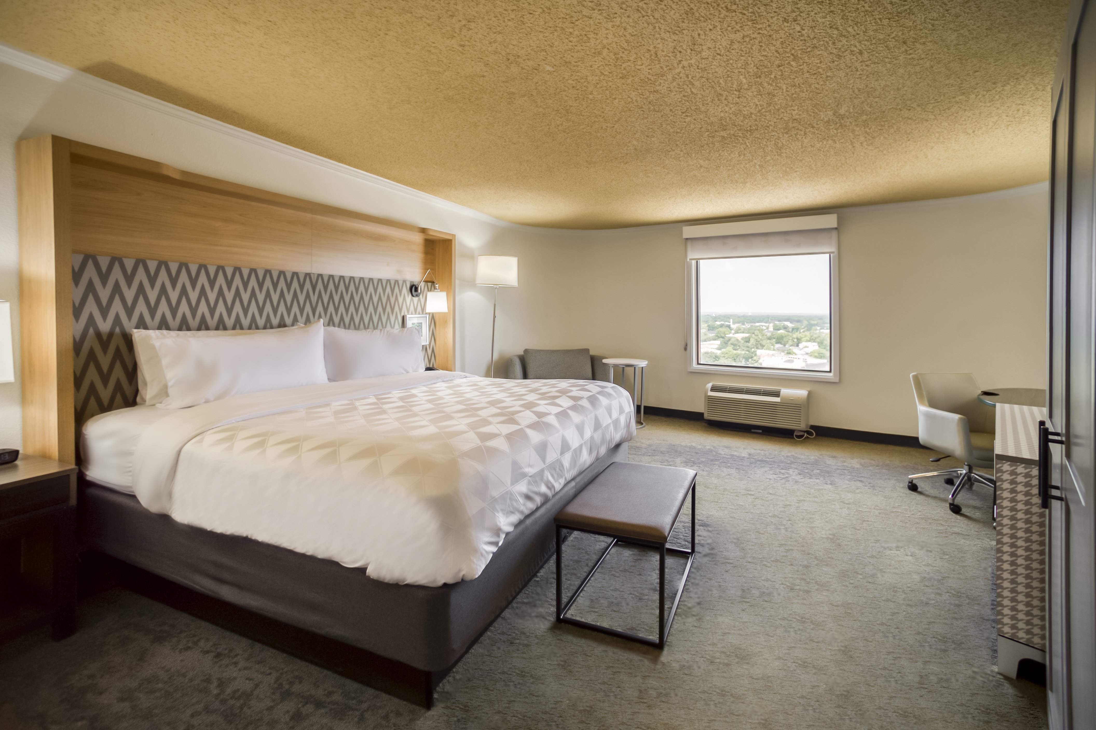 holiday inn mobile dwtn hist district by ihg