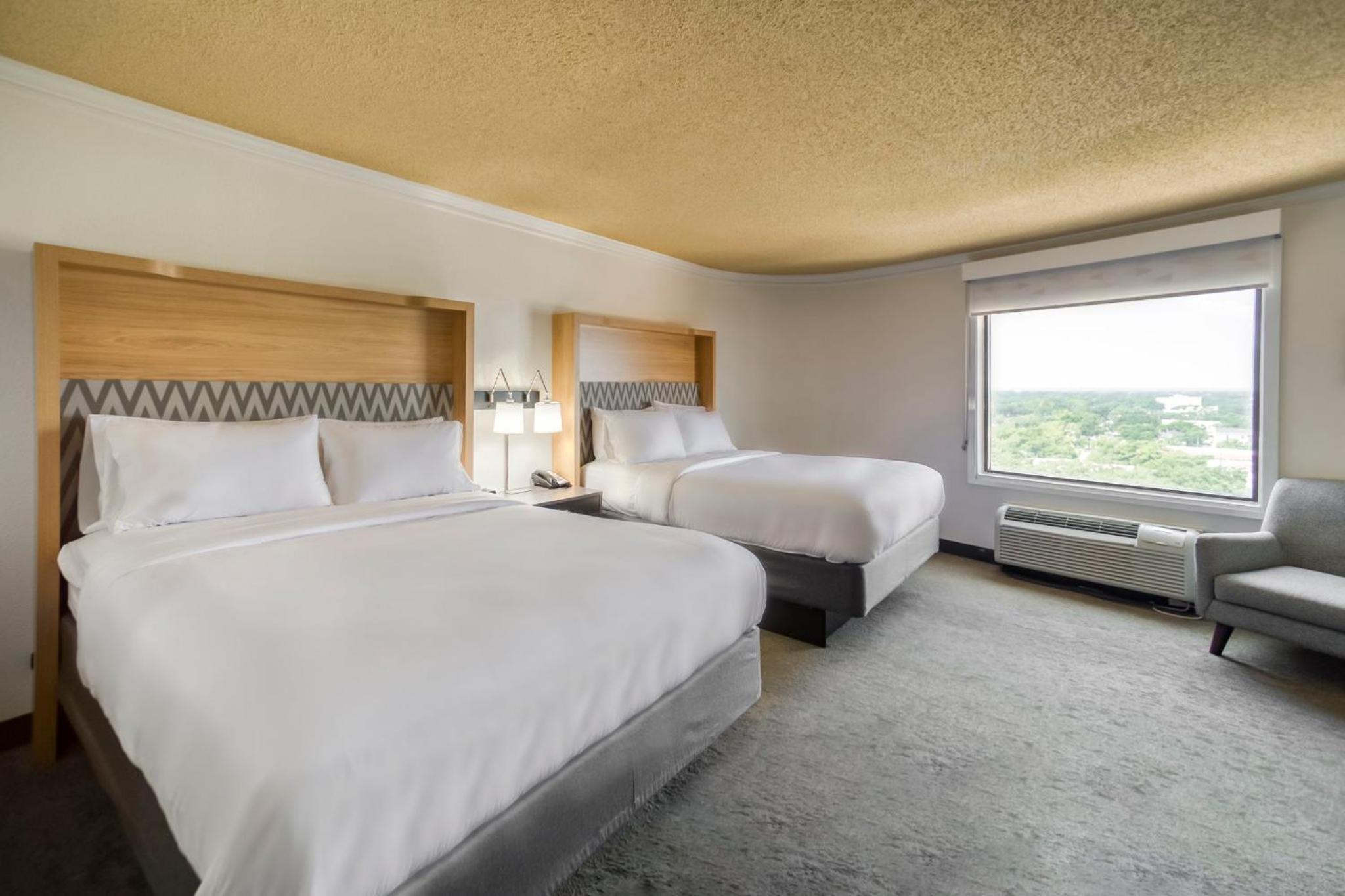 holiday inn mobile dwtn hist district by ihg