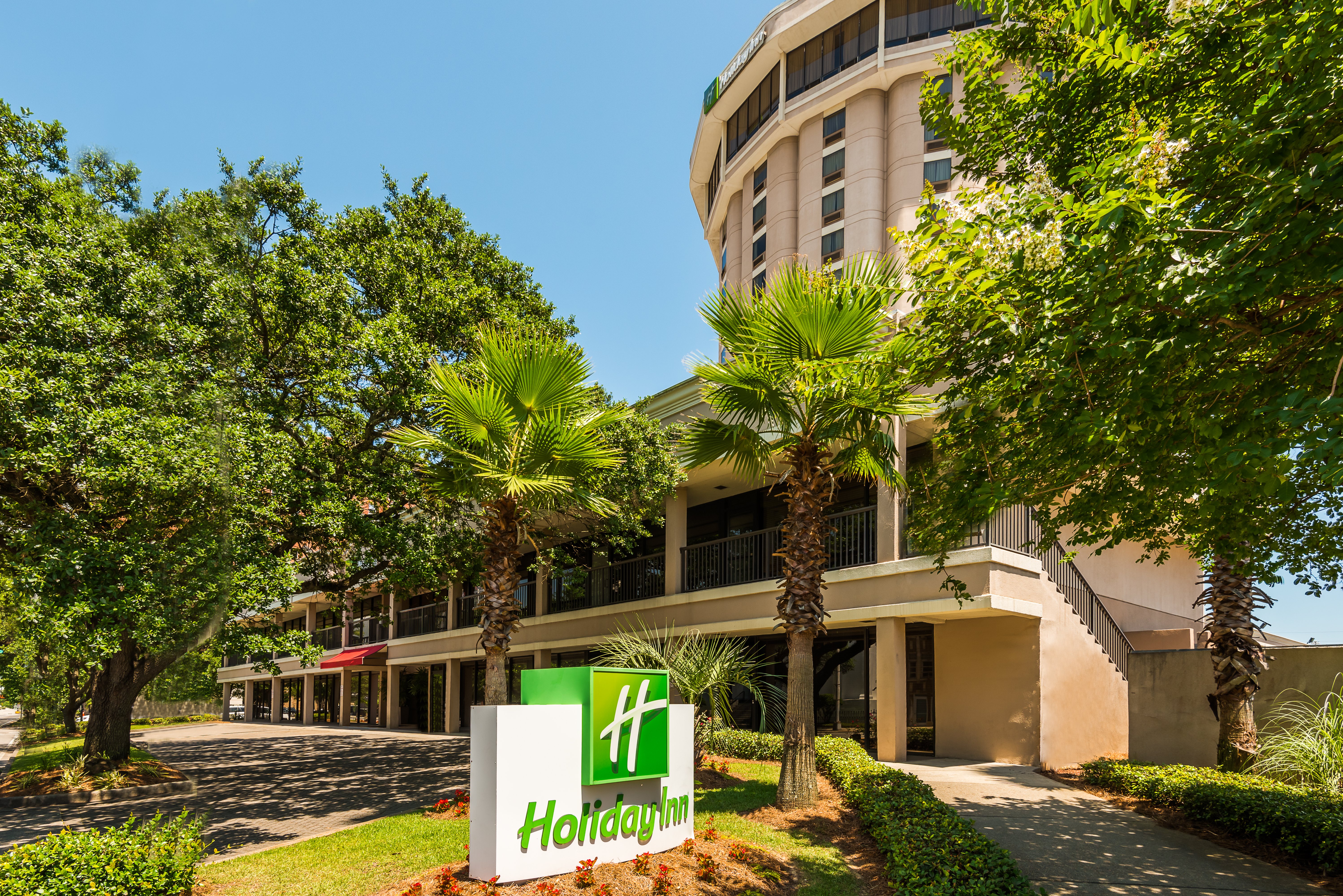 holiday inn mobile dwtn hist district by ihg