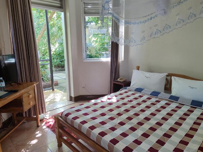 garden courts hotel masaka