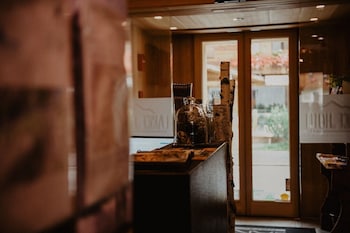 hotel larice suiteandbreakfast