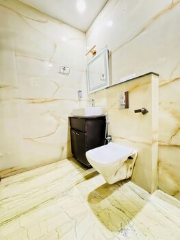 hotel satwa 29