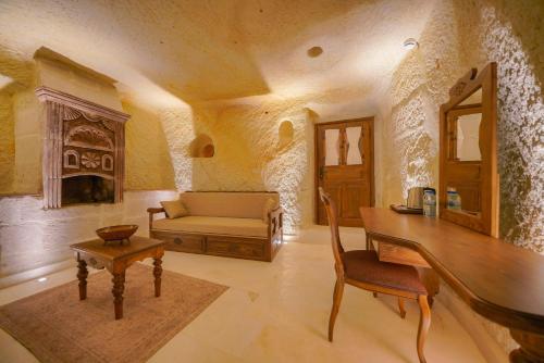 fairyland cave hotel special class