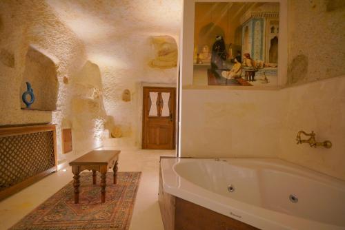 fairyland cave hotel special class