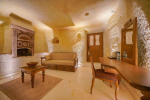 fairyland cave hotel special class