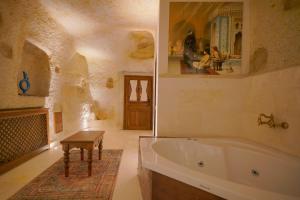fairyland cave hotel special class