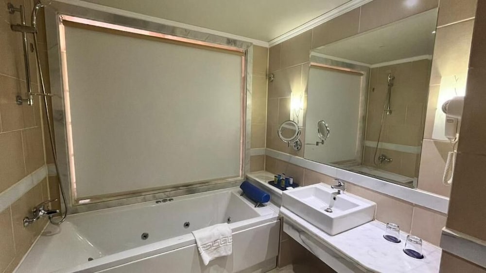 parrotel lagoon waterpark resort