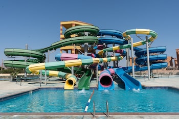 parrotel lagoon waterpark resort