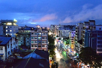 Hotel Grand United Chinatown,Yangon Downtown>>Yangon,3 star