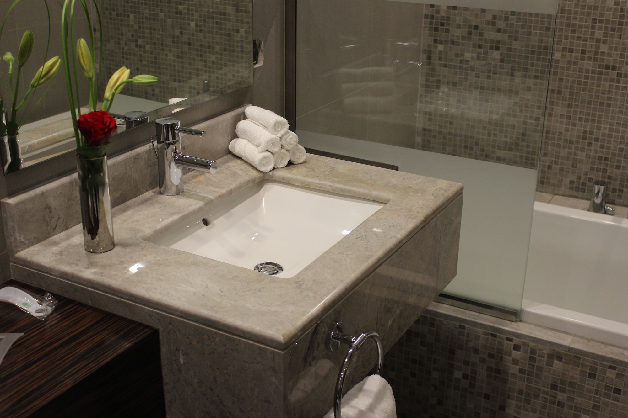 holiday inn jeddah gateway by ihg