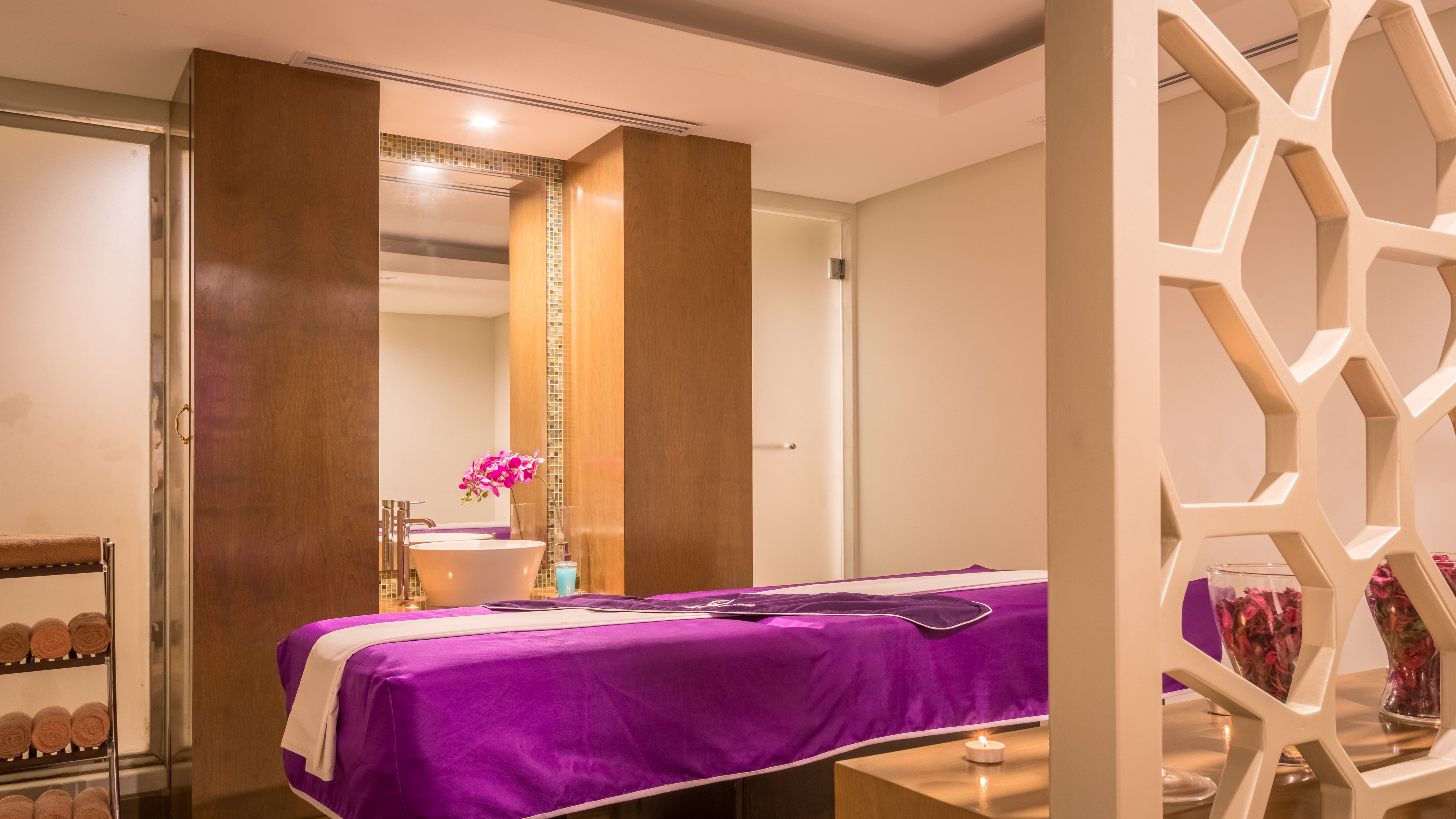 holiday inn jeddah gateway by ihg