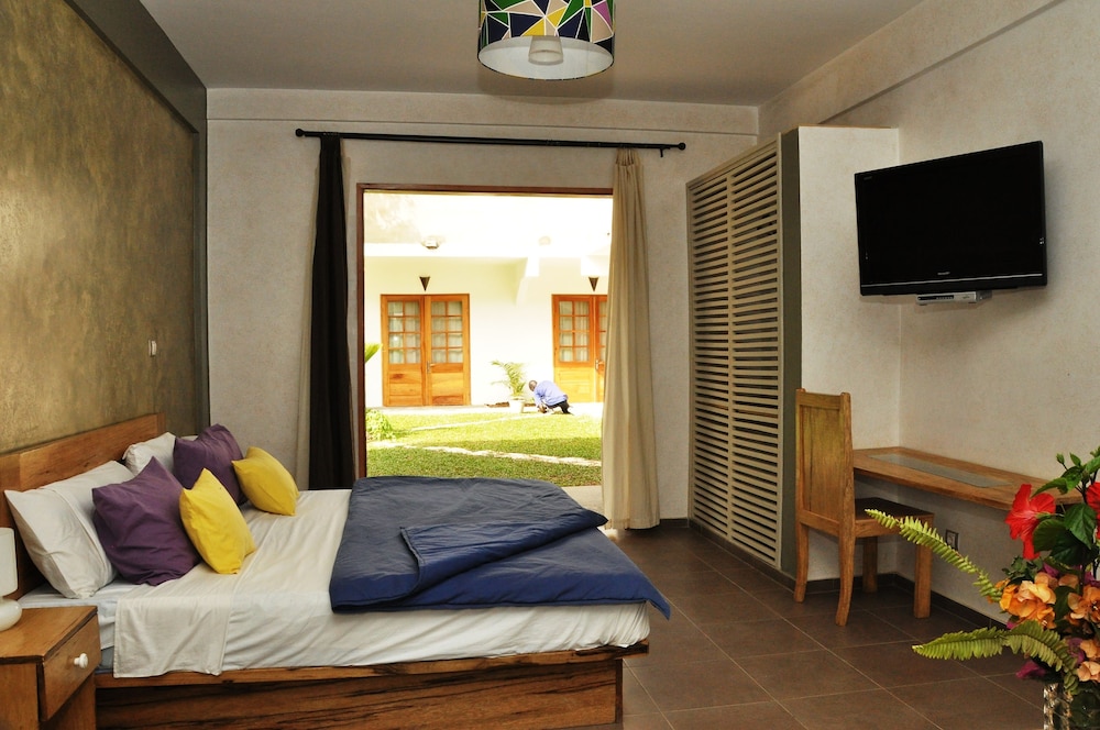 casa mara guest house