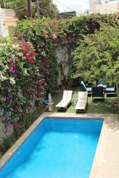 casa mara guest house