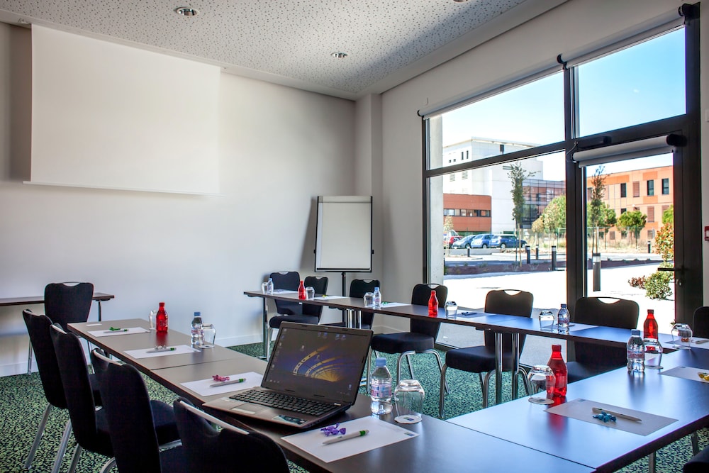 holiday inn express montpellier odysseum by ihg
