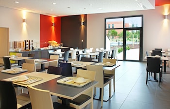 Holiday Inn Express Montpellier - Odysseum By Ihg,Occitanie>>Montpellier,3 star