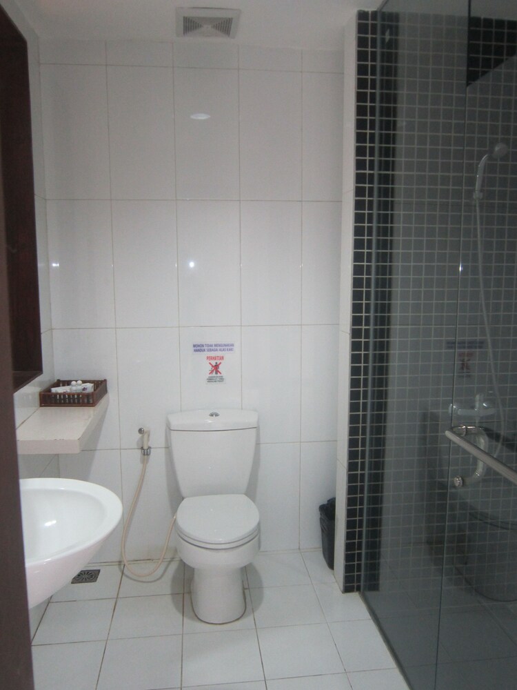 hotel tilamas juanda