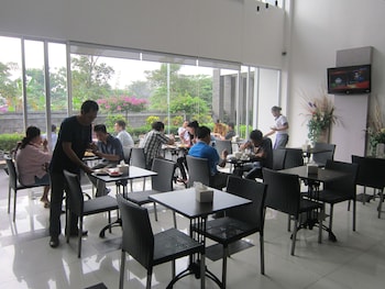 hotel tilamas juanda