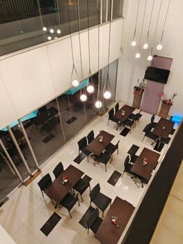 hotel tilamas juanda