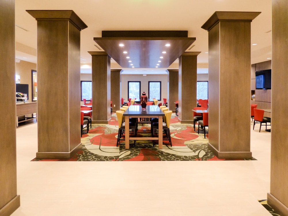 holiday inn express and suites plymouth ann arbor