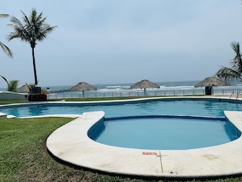 hotel playa caracol