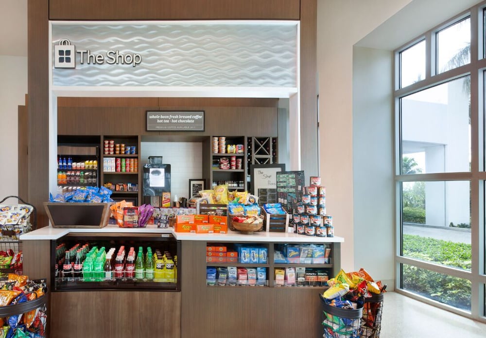 hilton garden inn miami dolphin mall