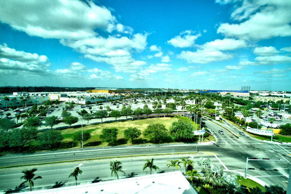 hilton garden inn miami dolphin mall