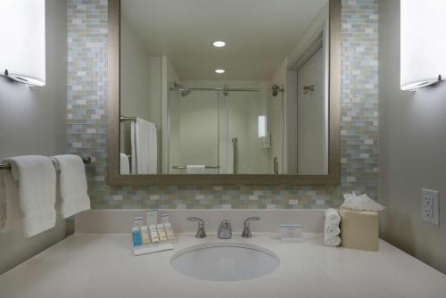 hilton garden inn miami dolphin mall