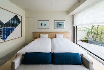 hotel anteroom kyoto